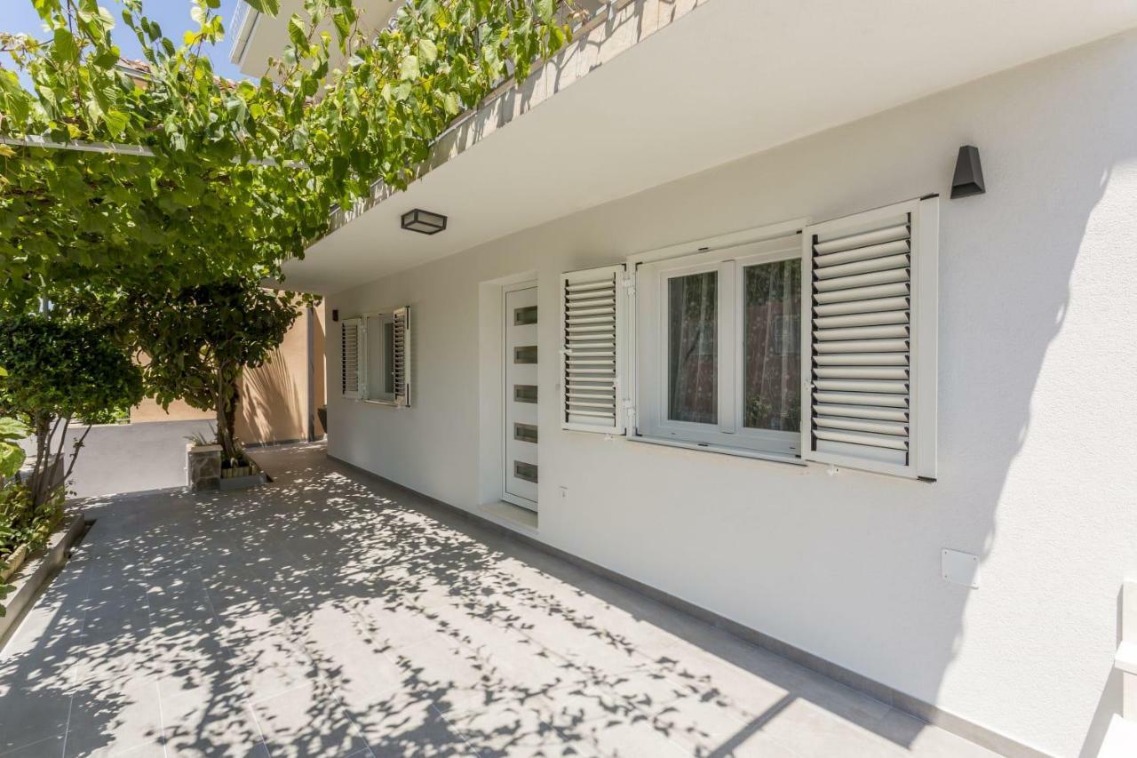 Luxury Apartment Beyond Stobreč Exterior foto